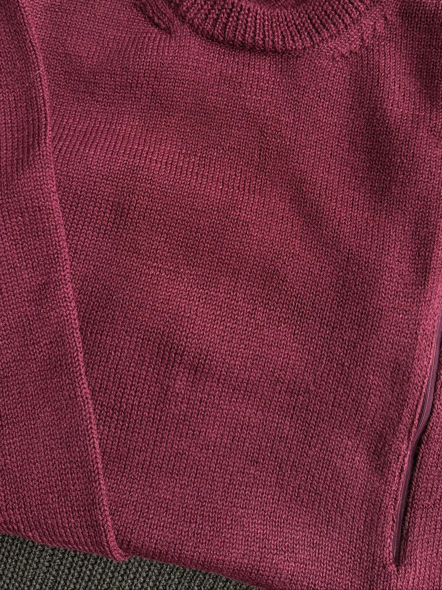 Maternity sweater Berry